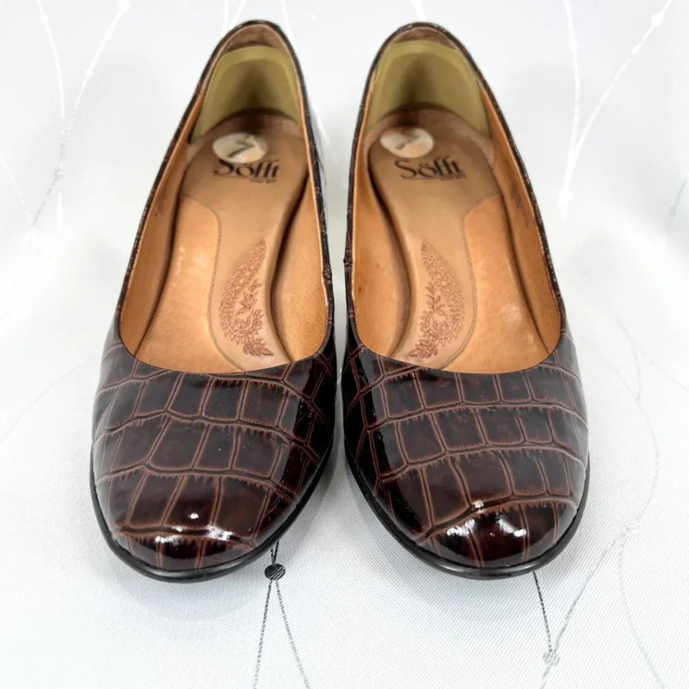 Sofft Glossy Brown Crocodile Print 3" Pumps Heels $110 - Picture 2 of 7